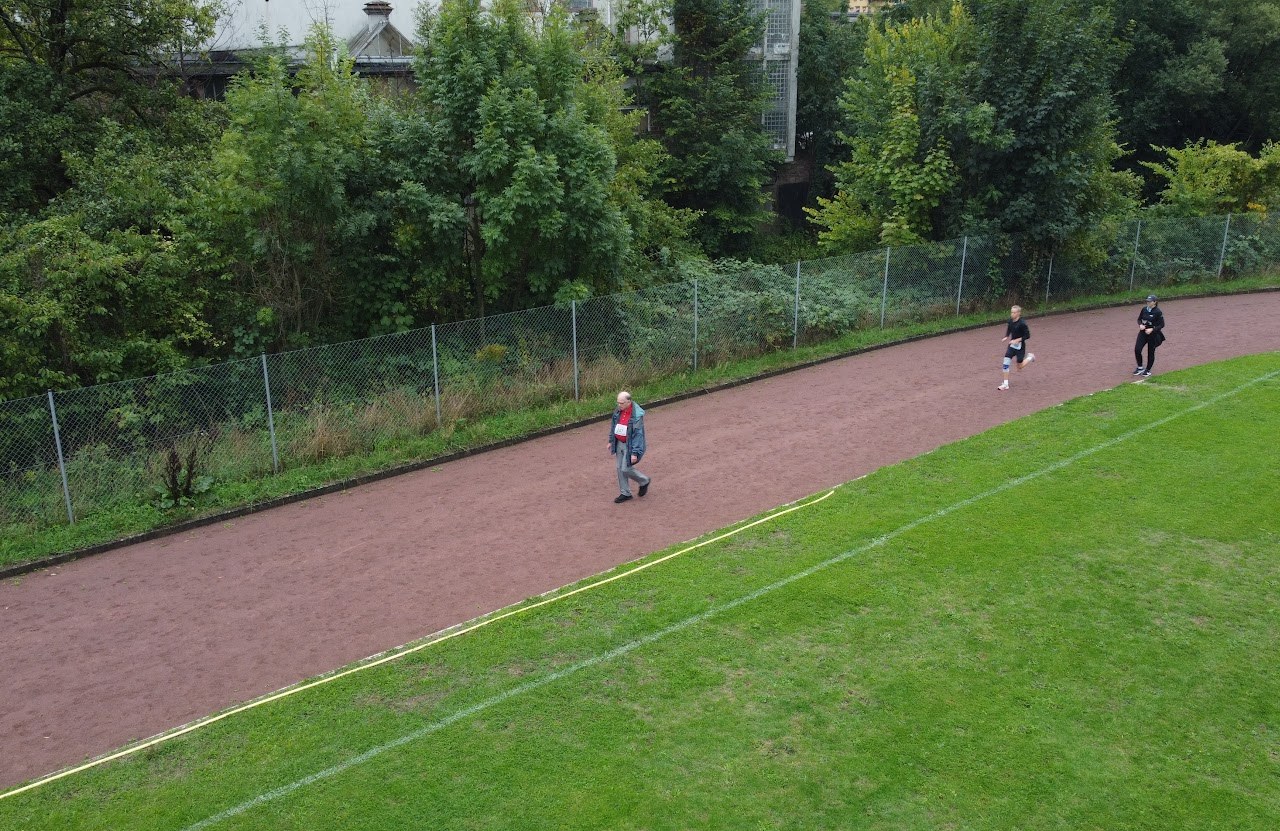 Bild vom 13. Benefizlauf im Jahr 2022. Dies ist das 347. Bild.